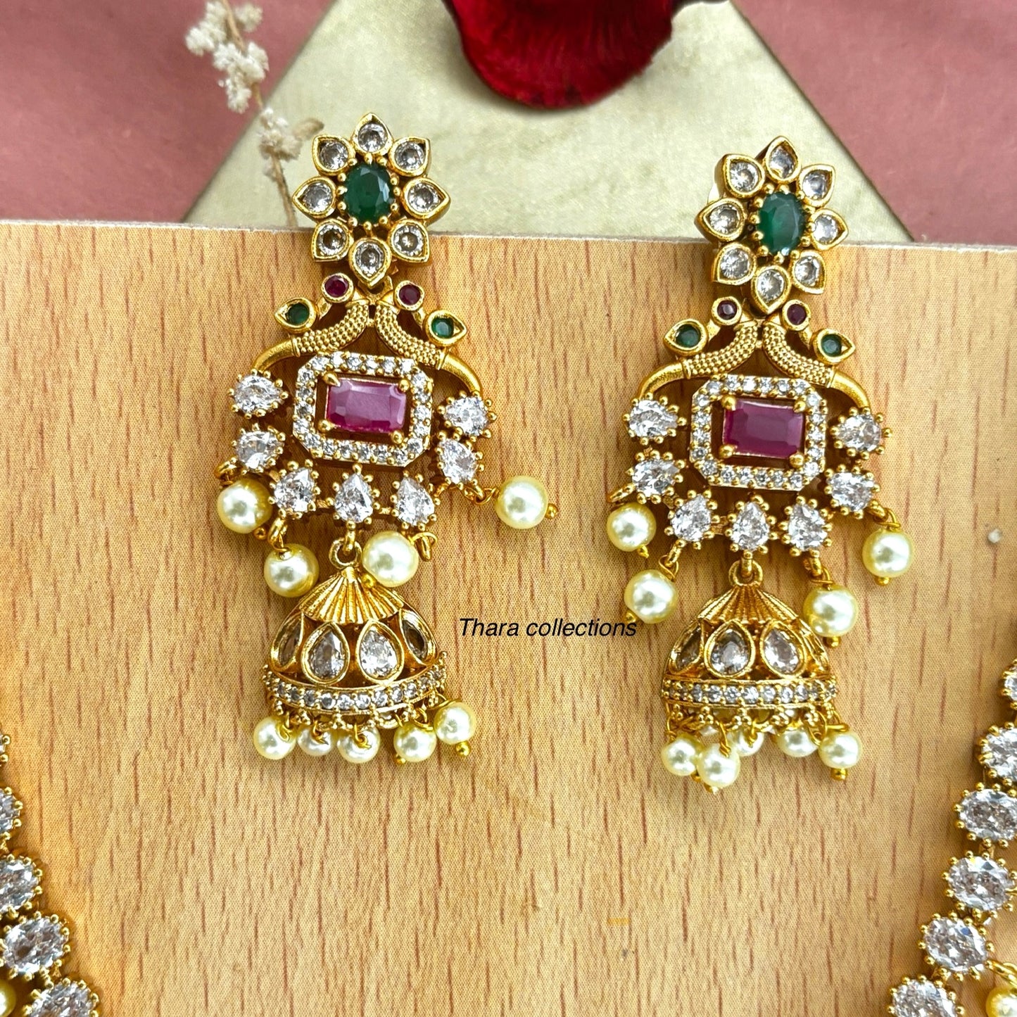 Elegant Kundan Pearl Necklace Set