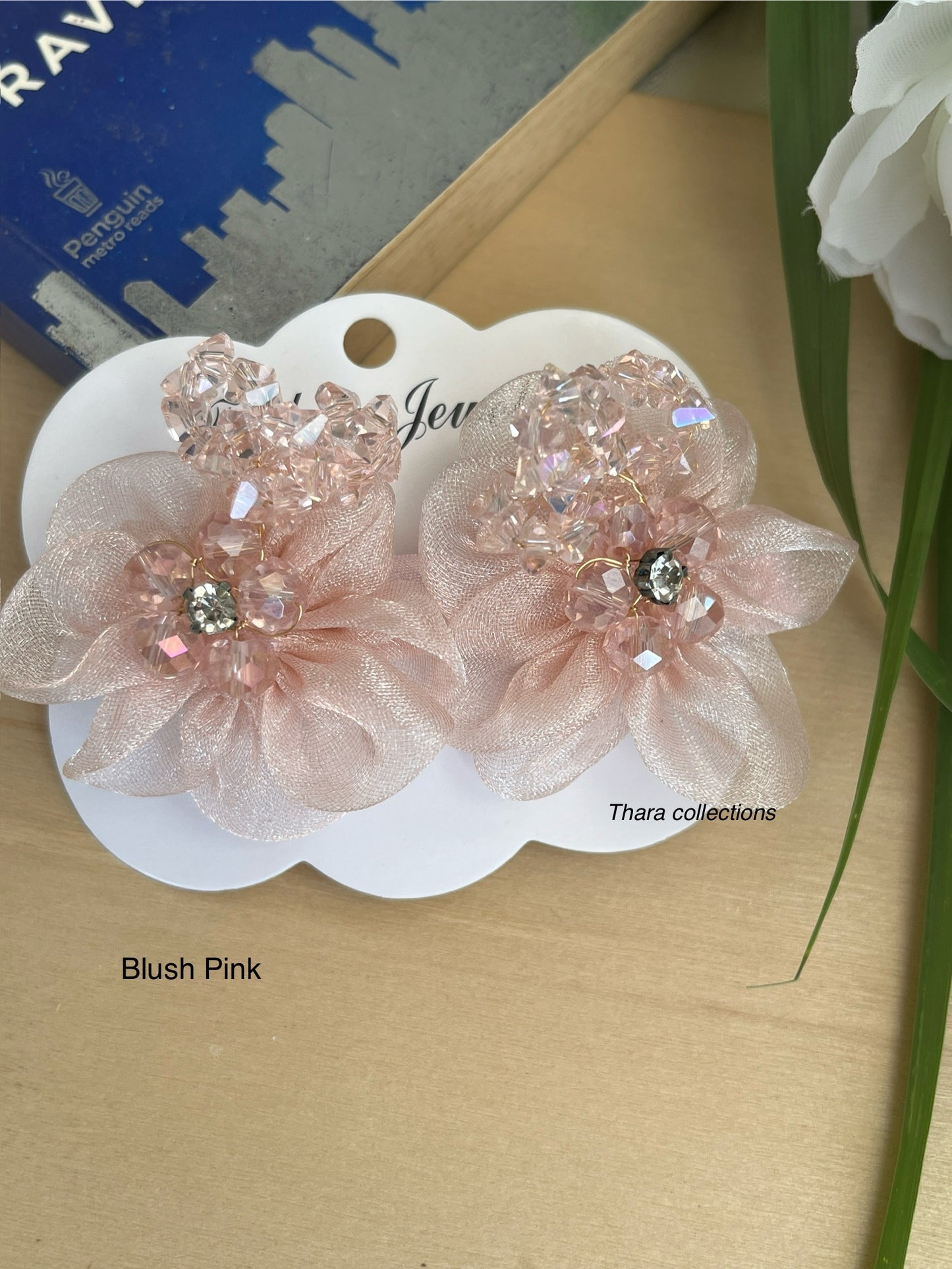 Crystal Bloom – Dual Flower Statement Hair Clip