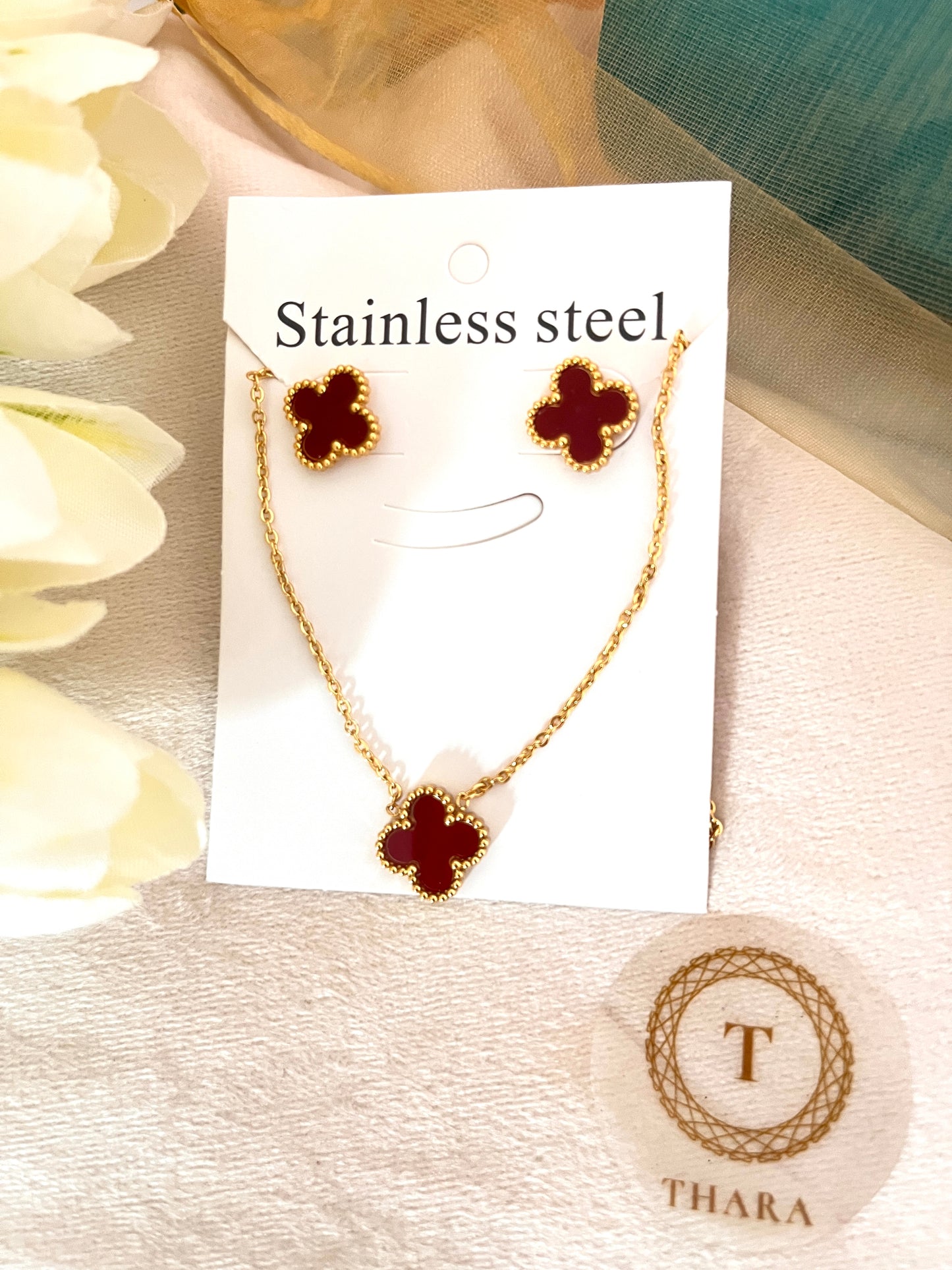 Ruby Red Clover Pendant Chain with Earrings