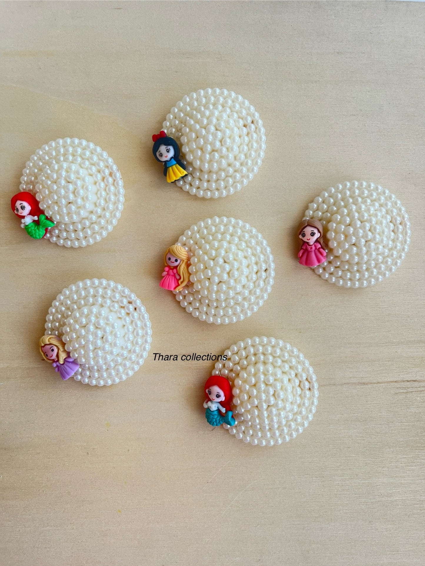 β¨ Princess / Teddy Pearl Hair Clip