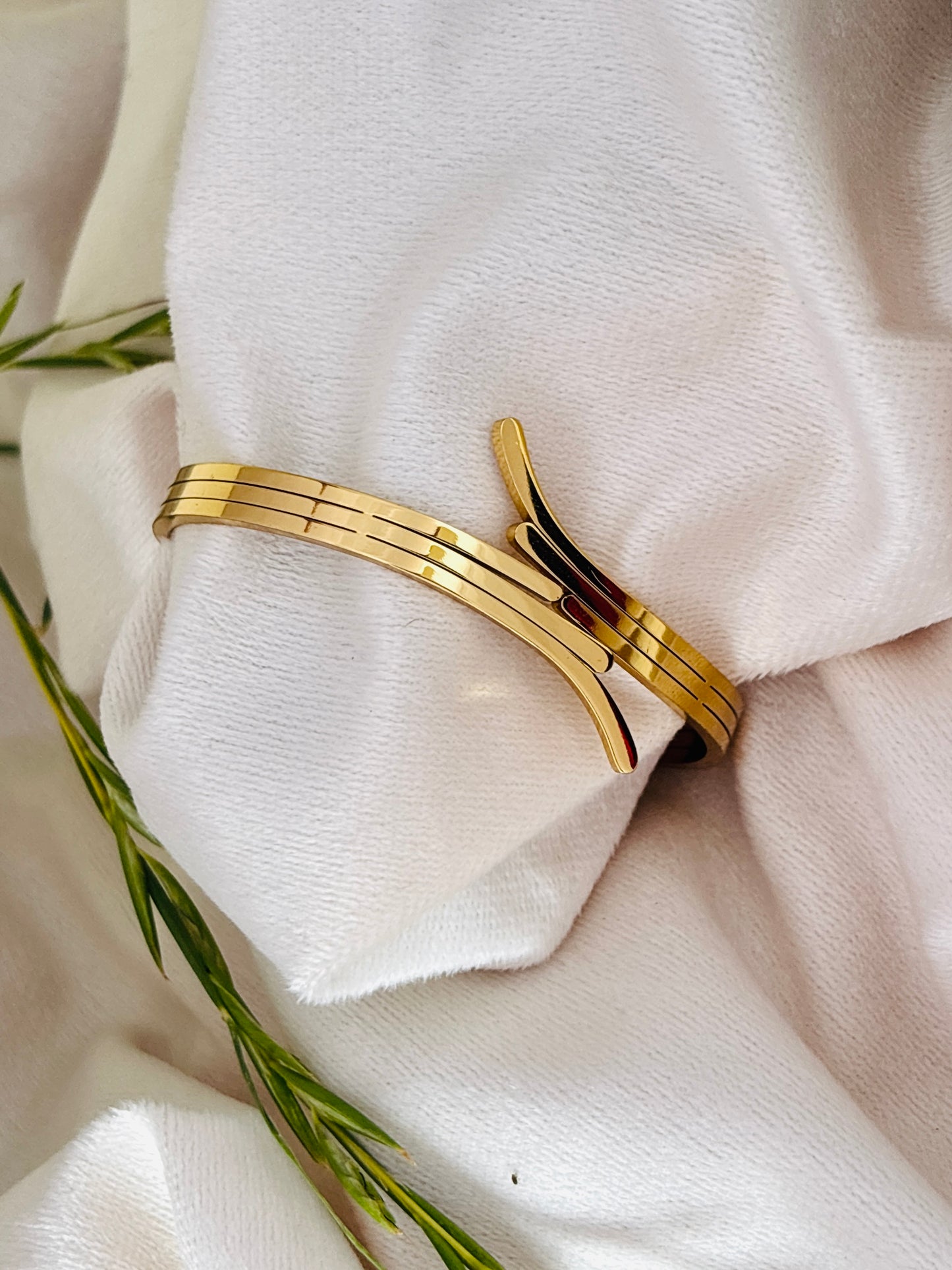 Triple Line Antitarnish Kada Bracelet