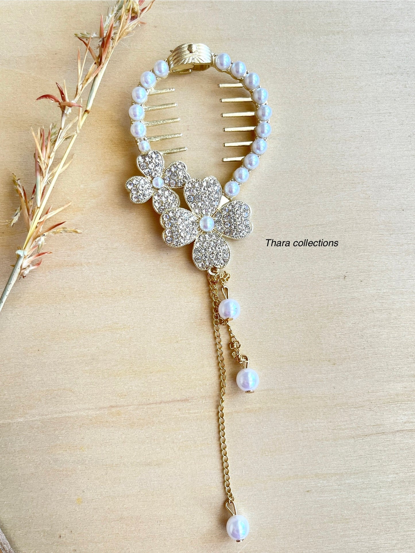 Luxurious Pearl & Rhinestone Floral Dangle Hair Claw – Korean Vintage Chic