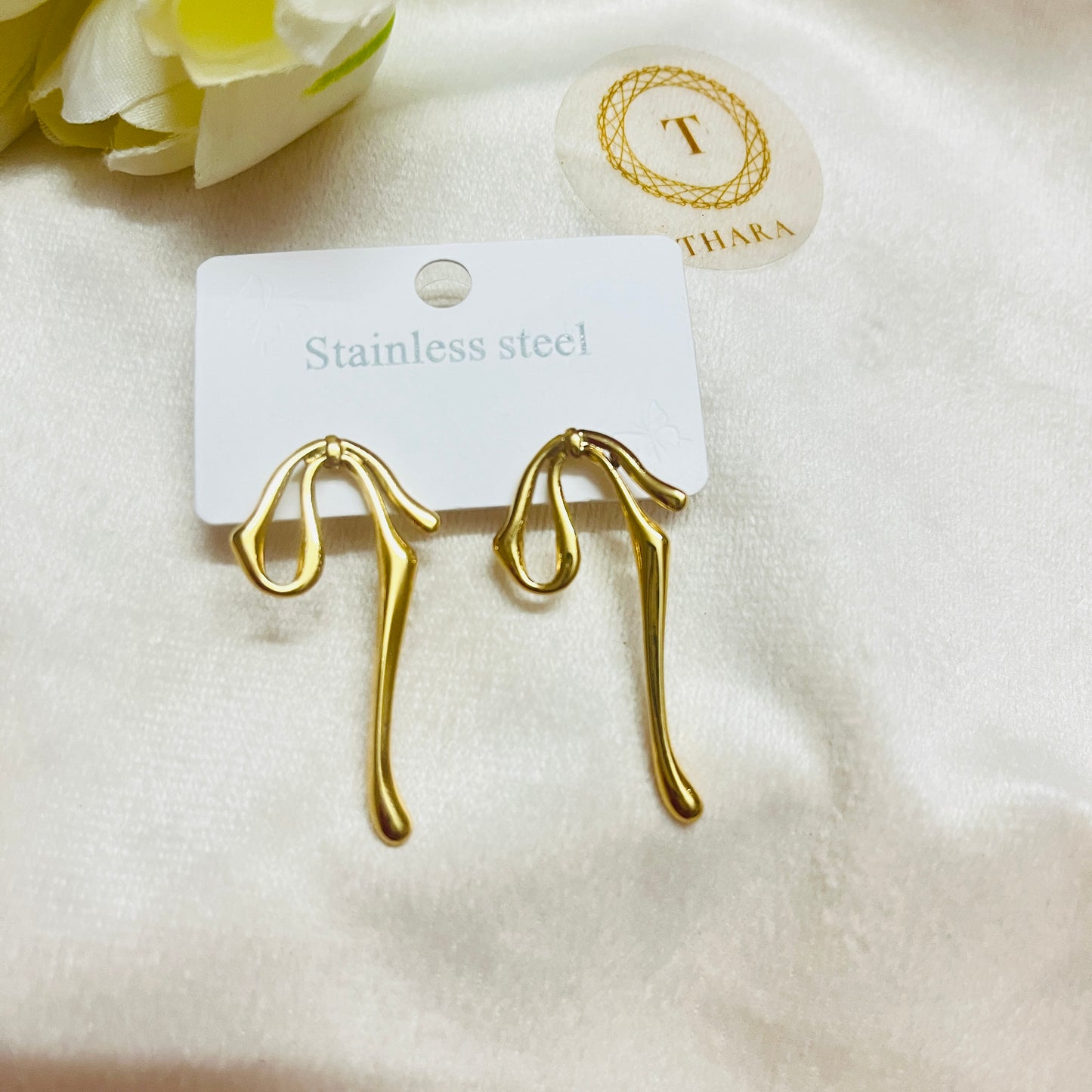 Dazzling Bow Earrings