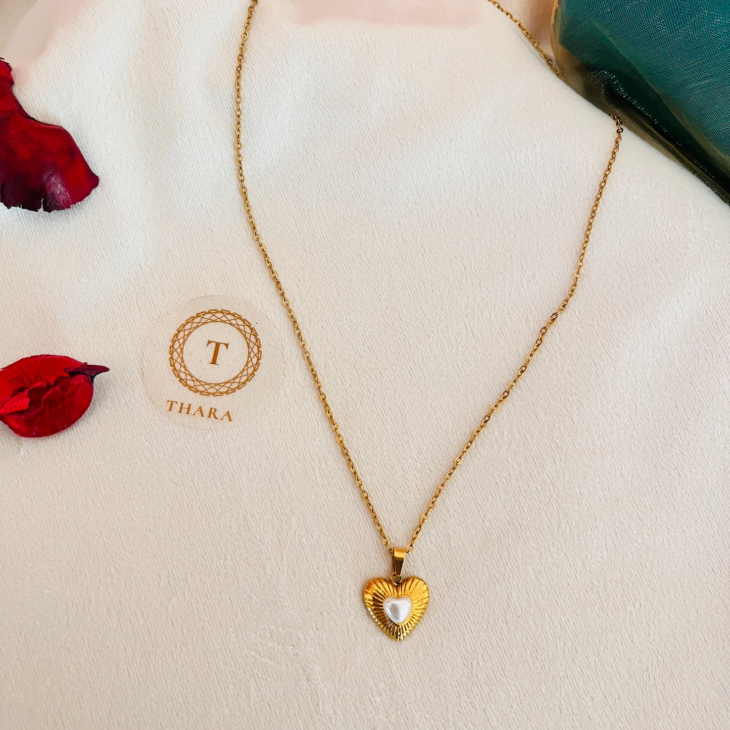 Pearl Heart Pendant Chain
