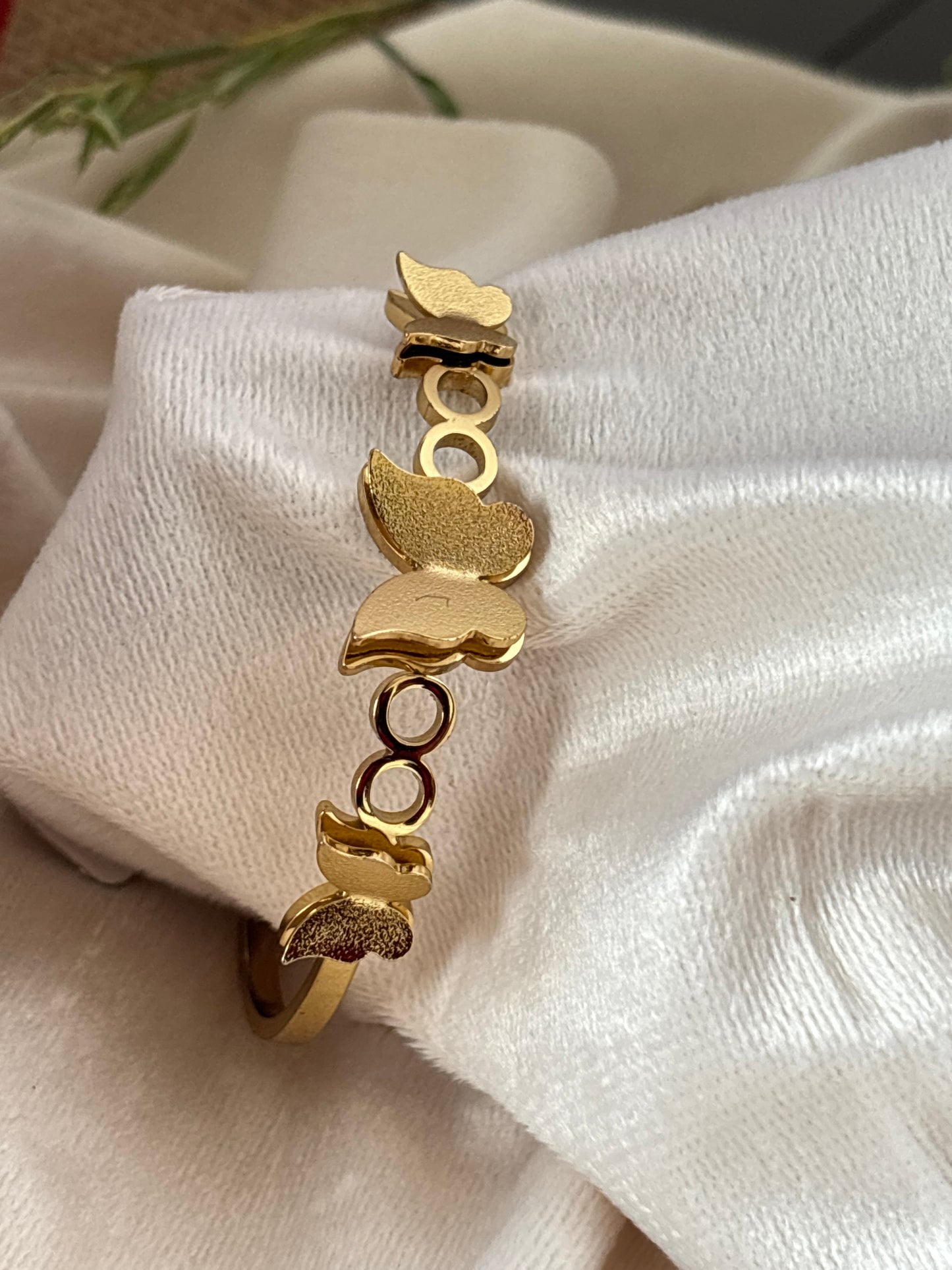 Triple Golden Butterfly Antitarnish Kada