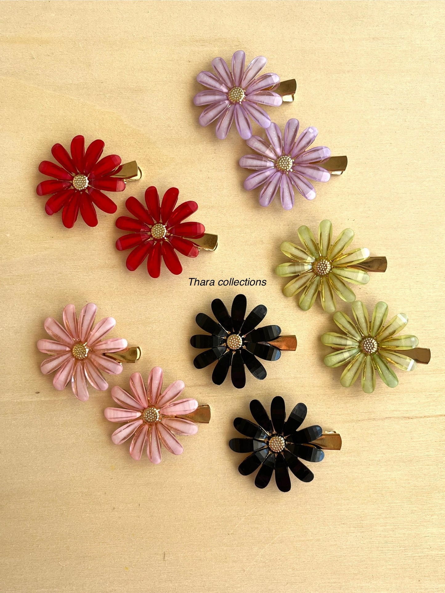 Bloom Charm Daisy Hair Clips - Set of 2