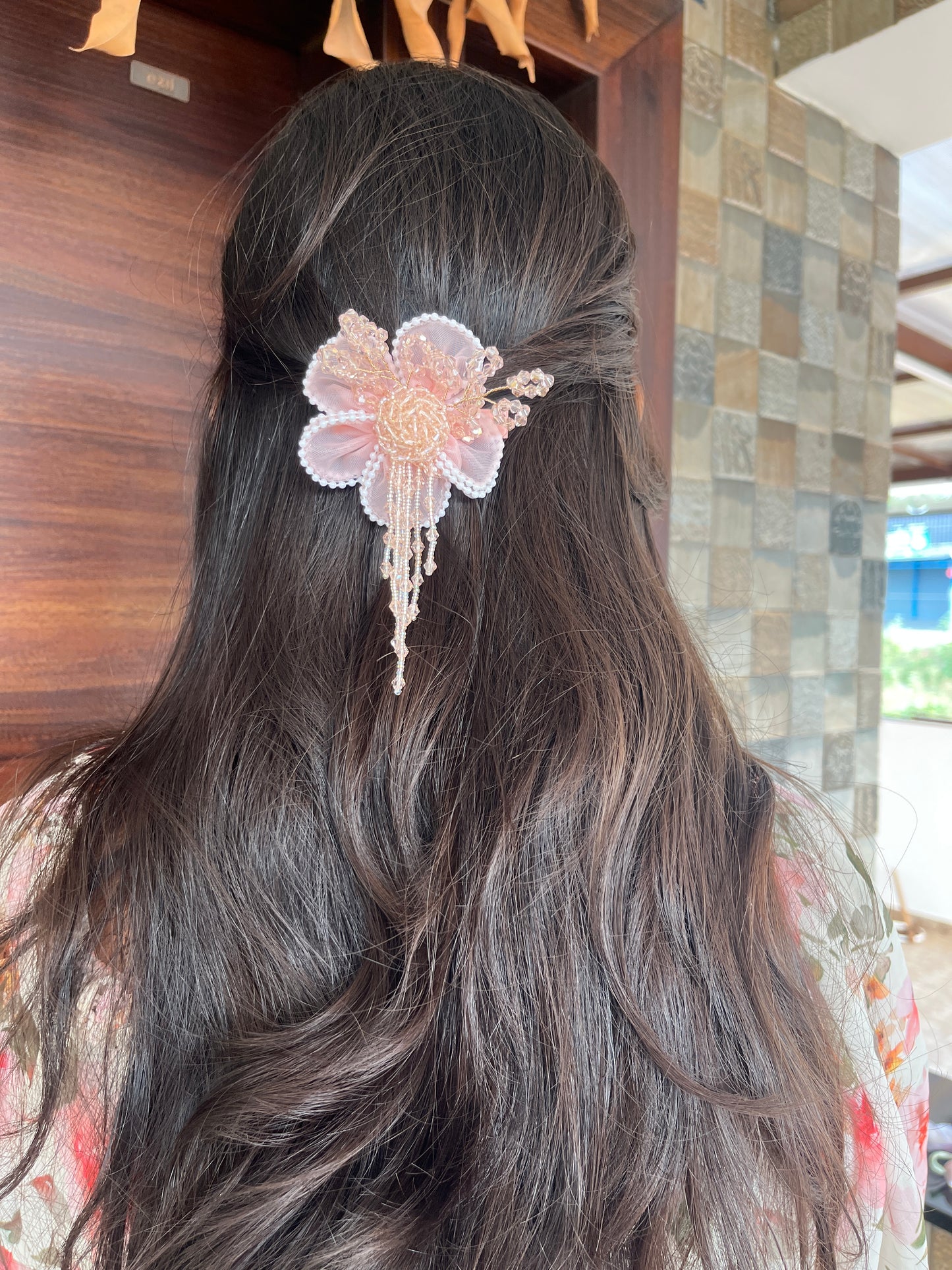Pearl Blossom Luxury Alligator Hair Pin with Crystal Beads