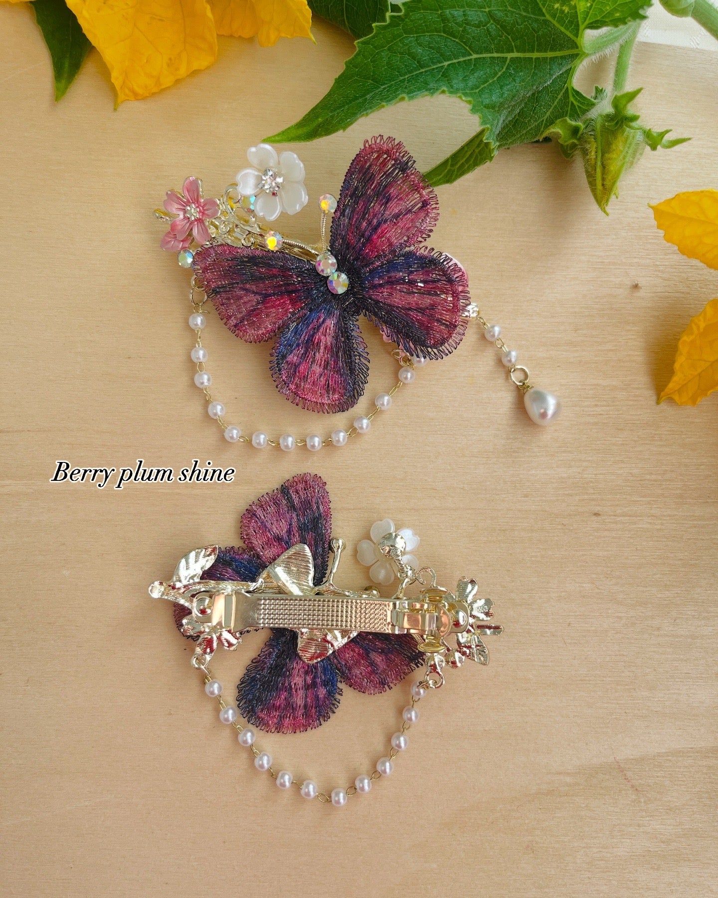 Pearl Bloom Butterfly Hair Clip