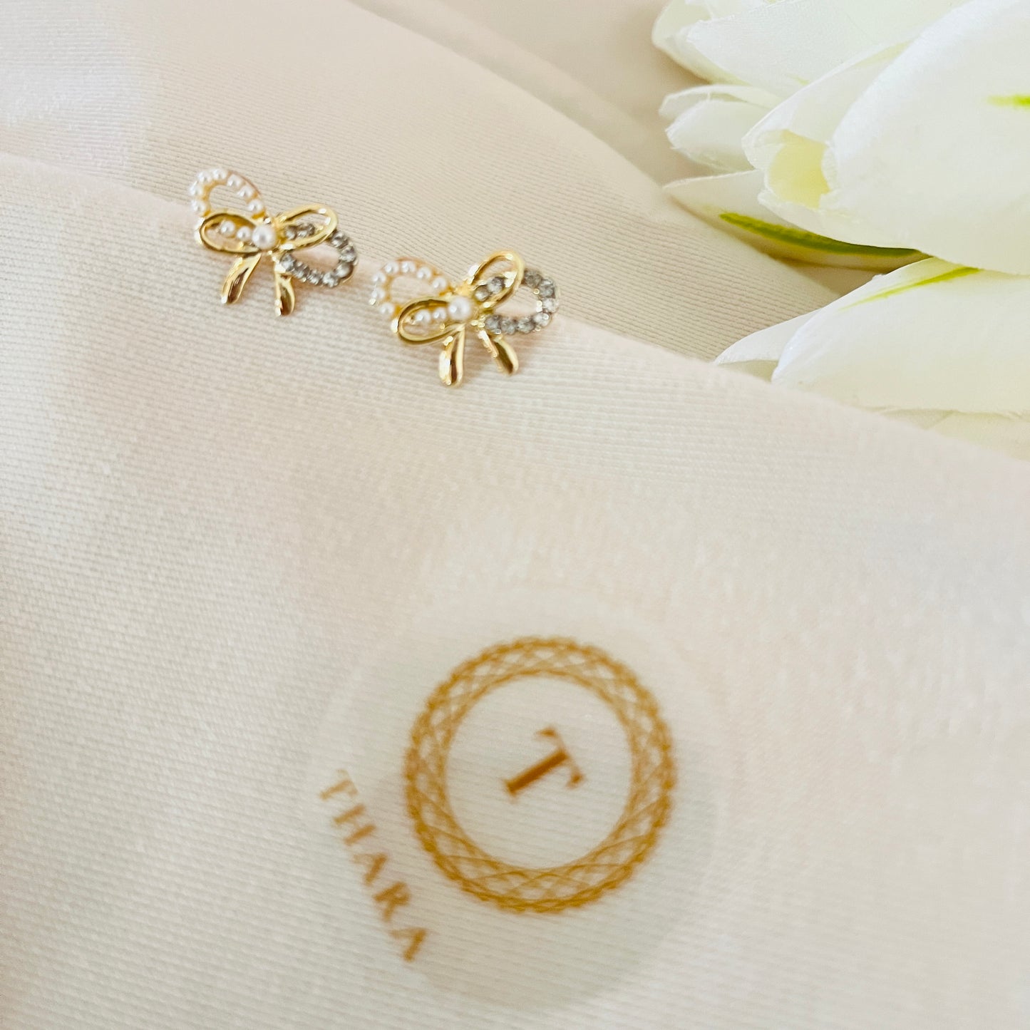 Elegant Bow Stud Earrings