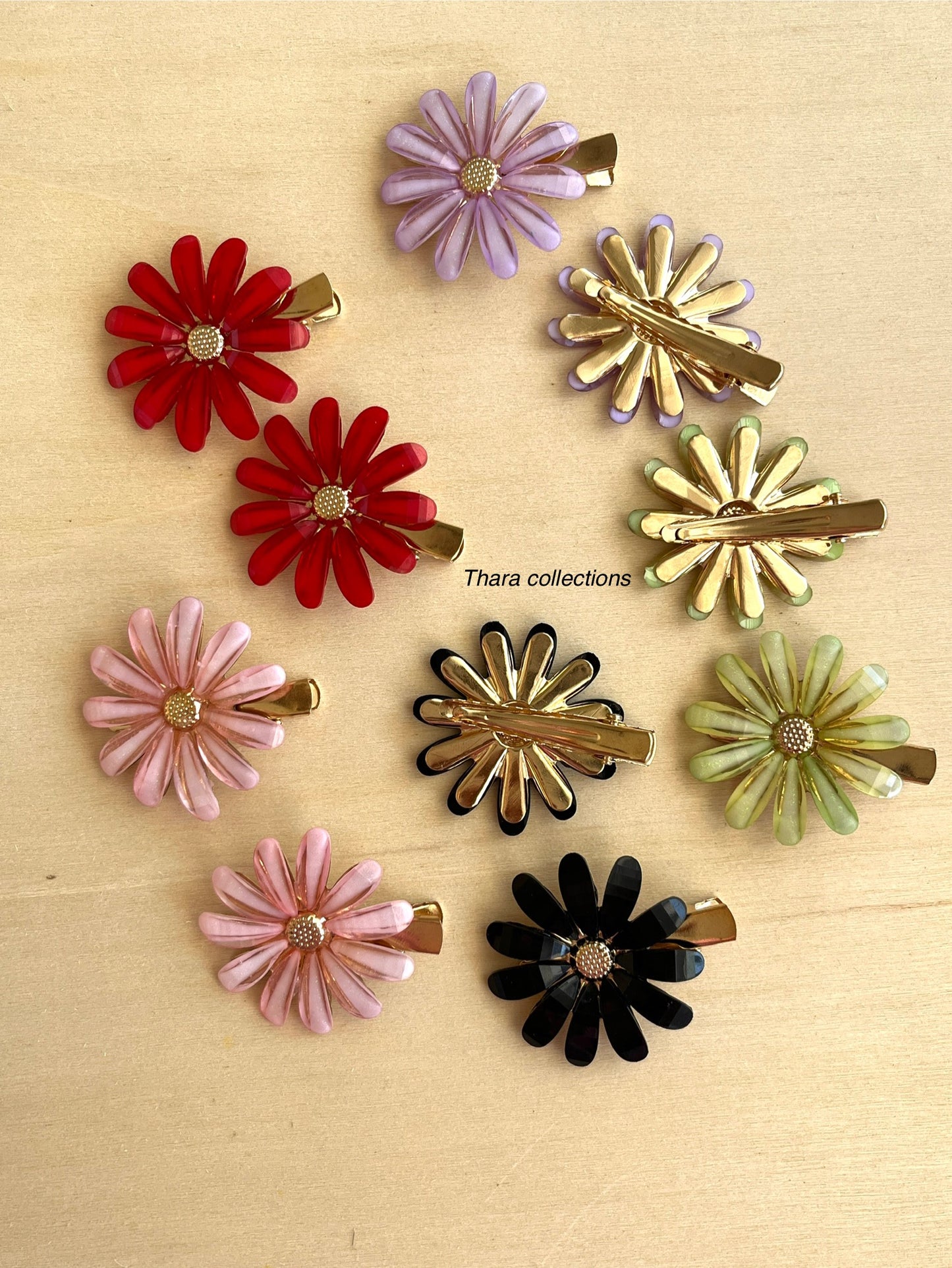 Bloom Charm Daisy Hair Clips - Set of 2