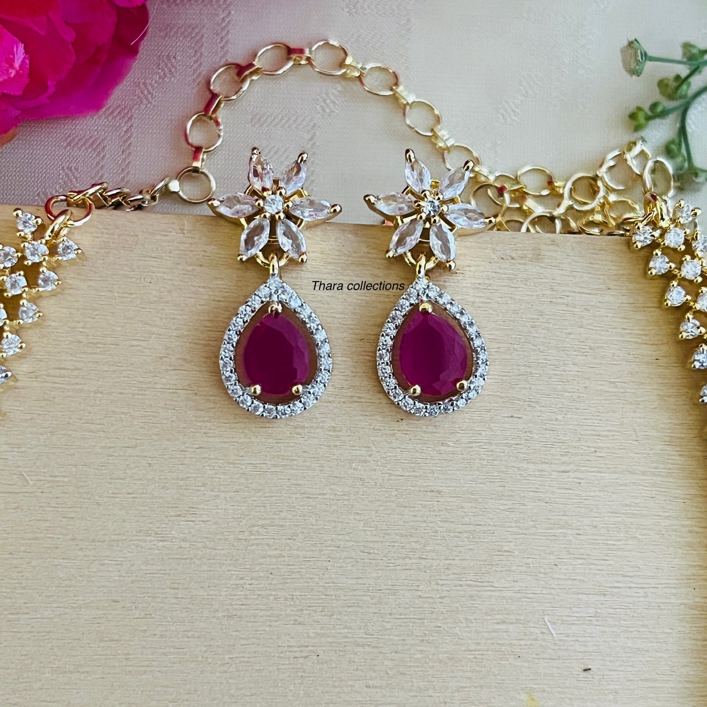 Regal Radiance Necklace Set