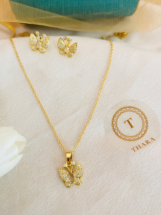 Minimal Butterfly Pendant Chain with Earrings