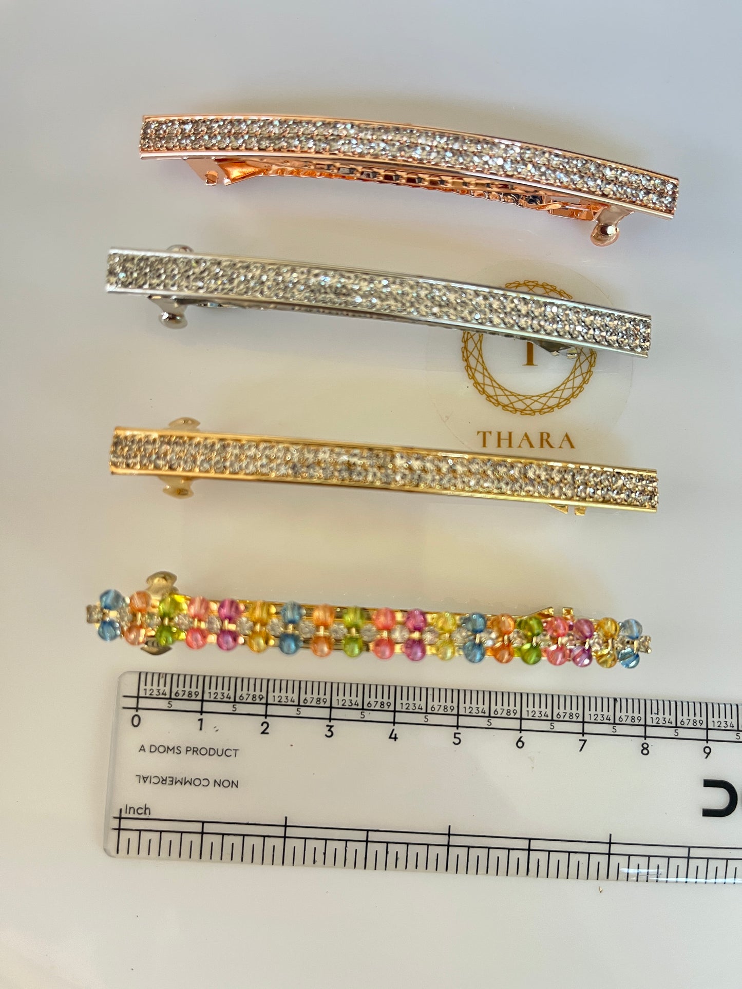 Elegance Crystal Center Clip