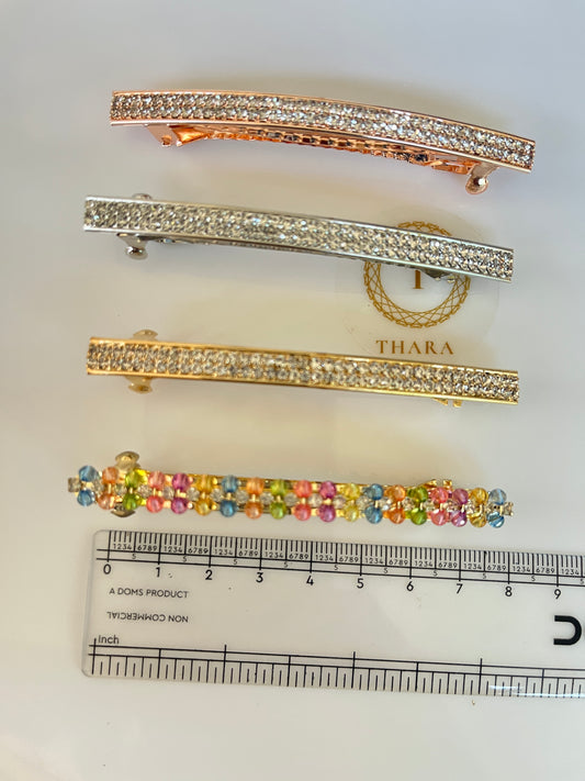 Elegance Crystal Center Clip