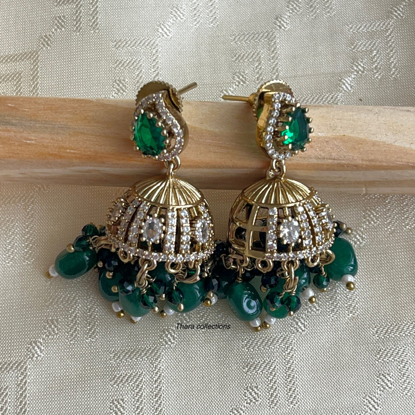 Royal Pearl Peacock Choker - Green