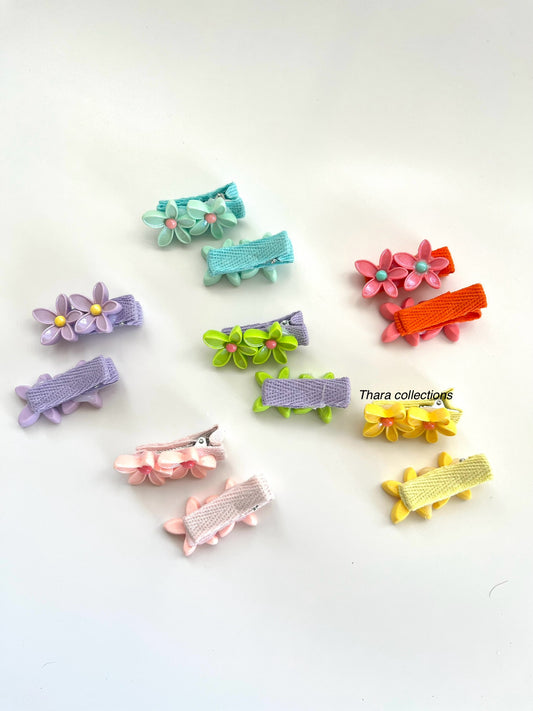 Cute Floral Bloom Hair Clips – Set of 2