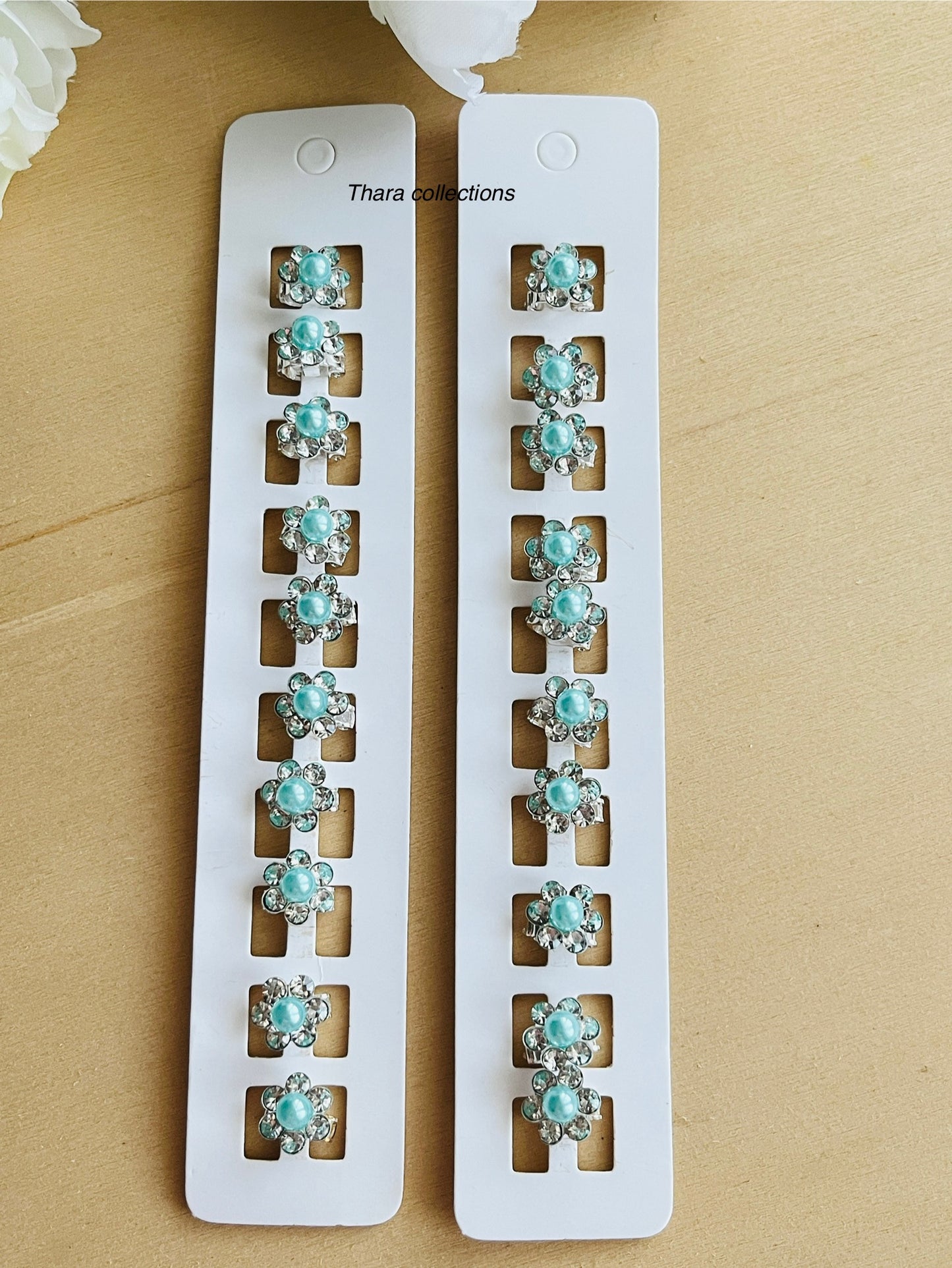 Pearl Spark Mini Hair Clips – Set of 10