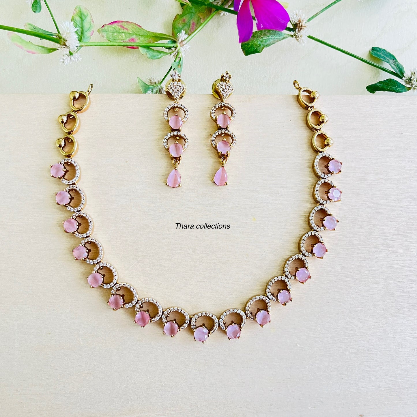 Pink and White Stone Party Neckpiece
