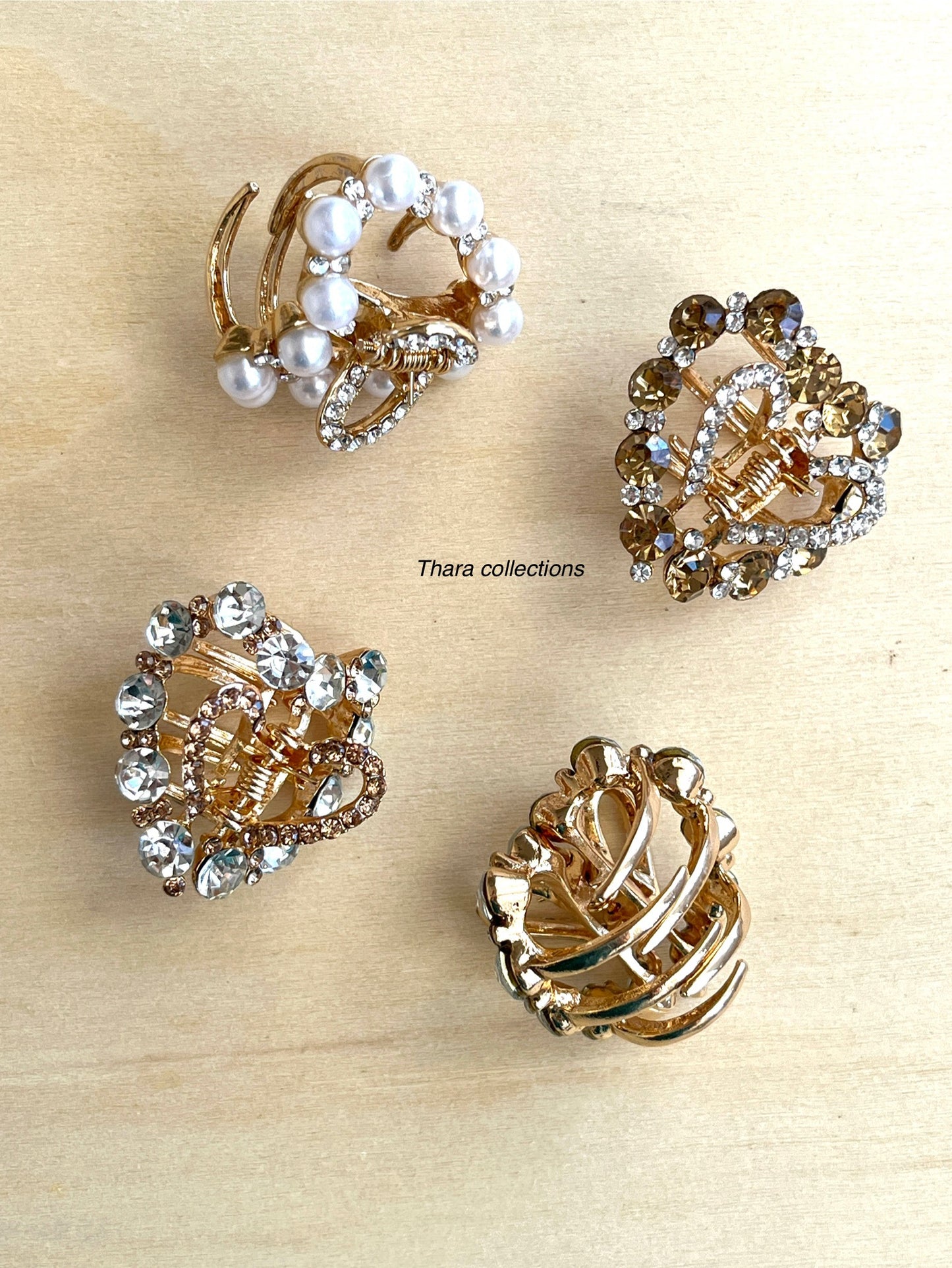 💖 Heart Sparkle Hair Claw – Romantic & Elegant