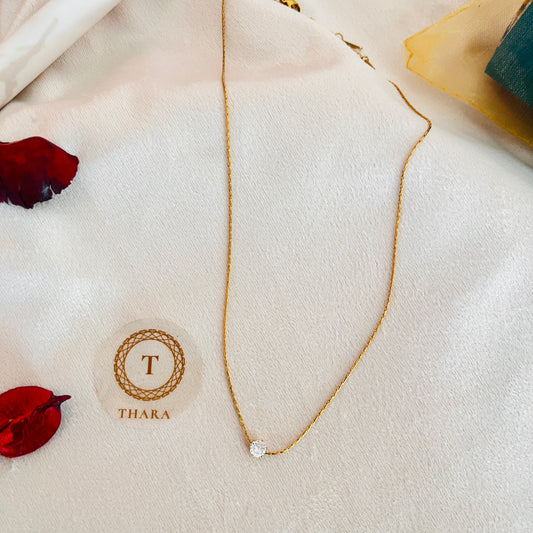 Minimal Round Stone Pendant Chain
