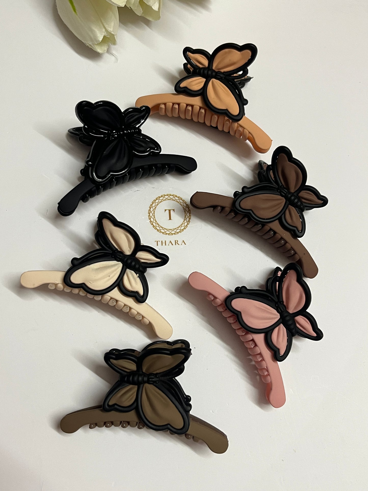 Butterfly shaped Medium Claw Clip - Matte Finish