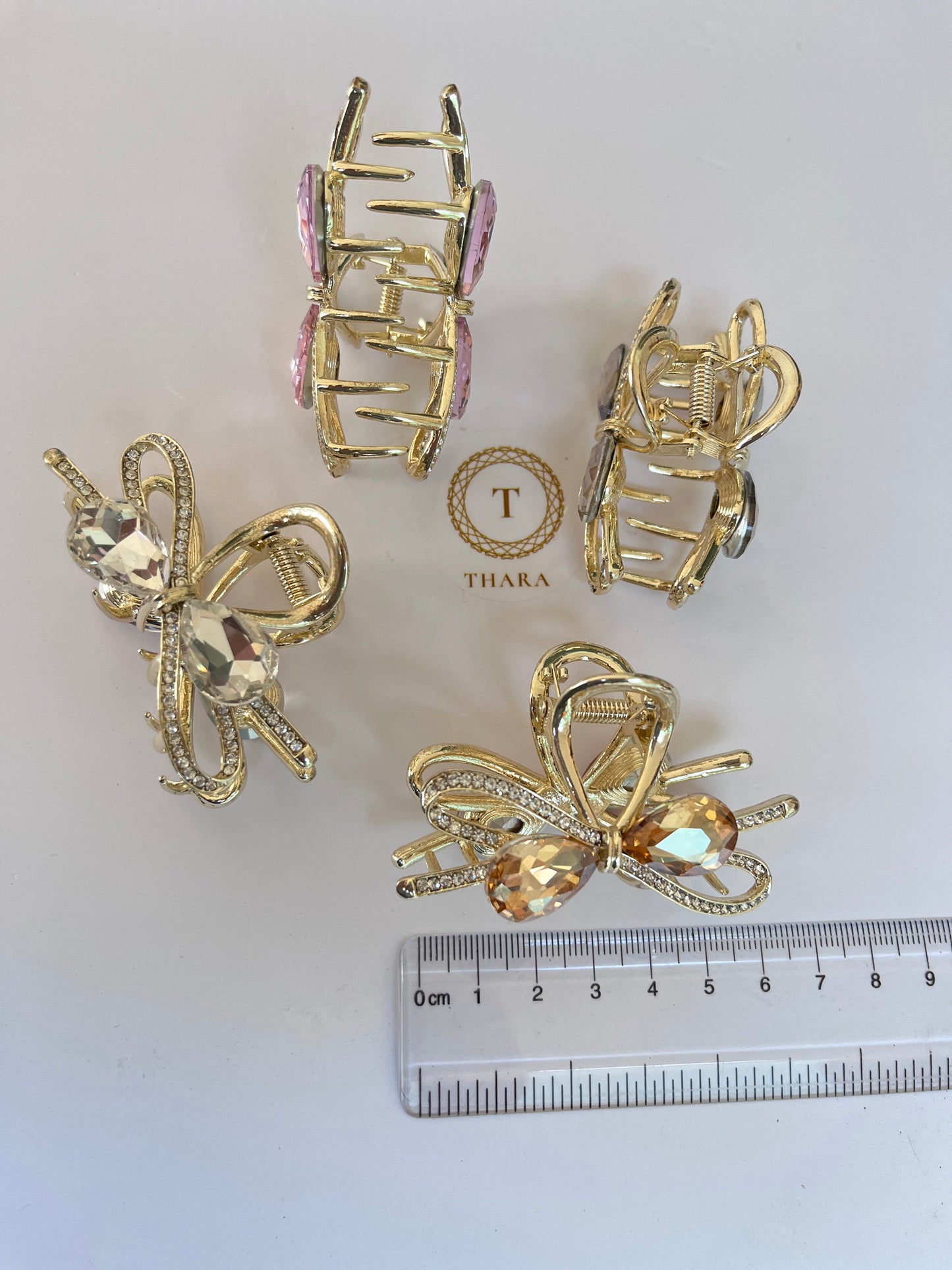 Zaya Exclusive - Bow design