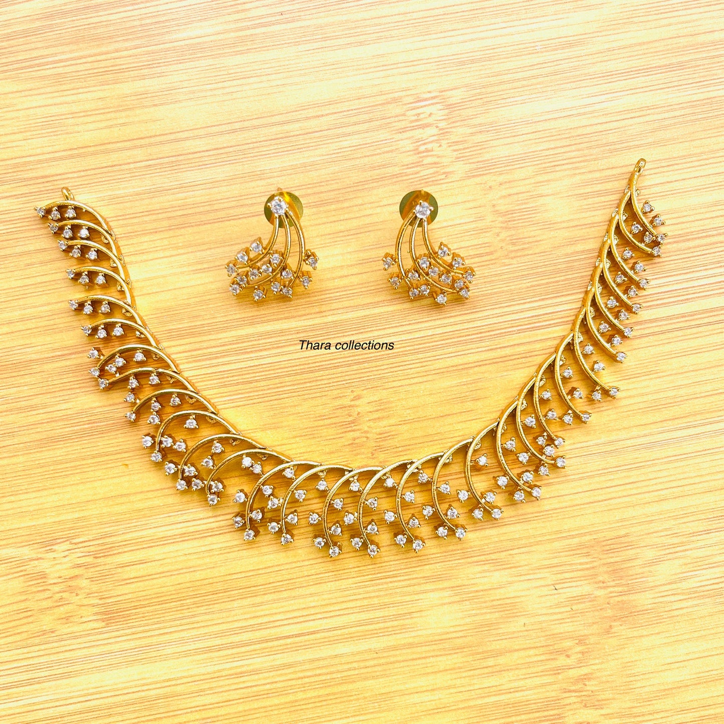 Golden Crystal Vine Necklace Set