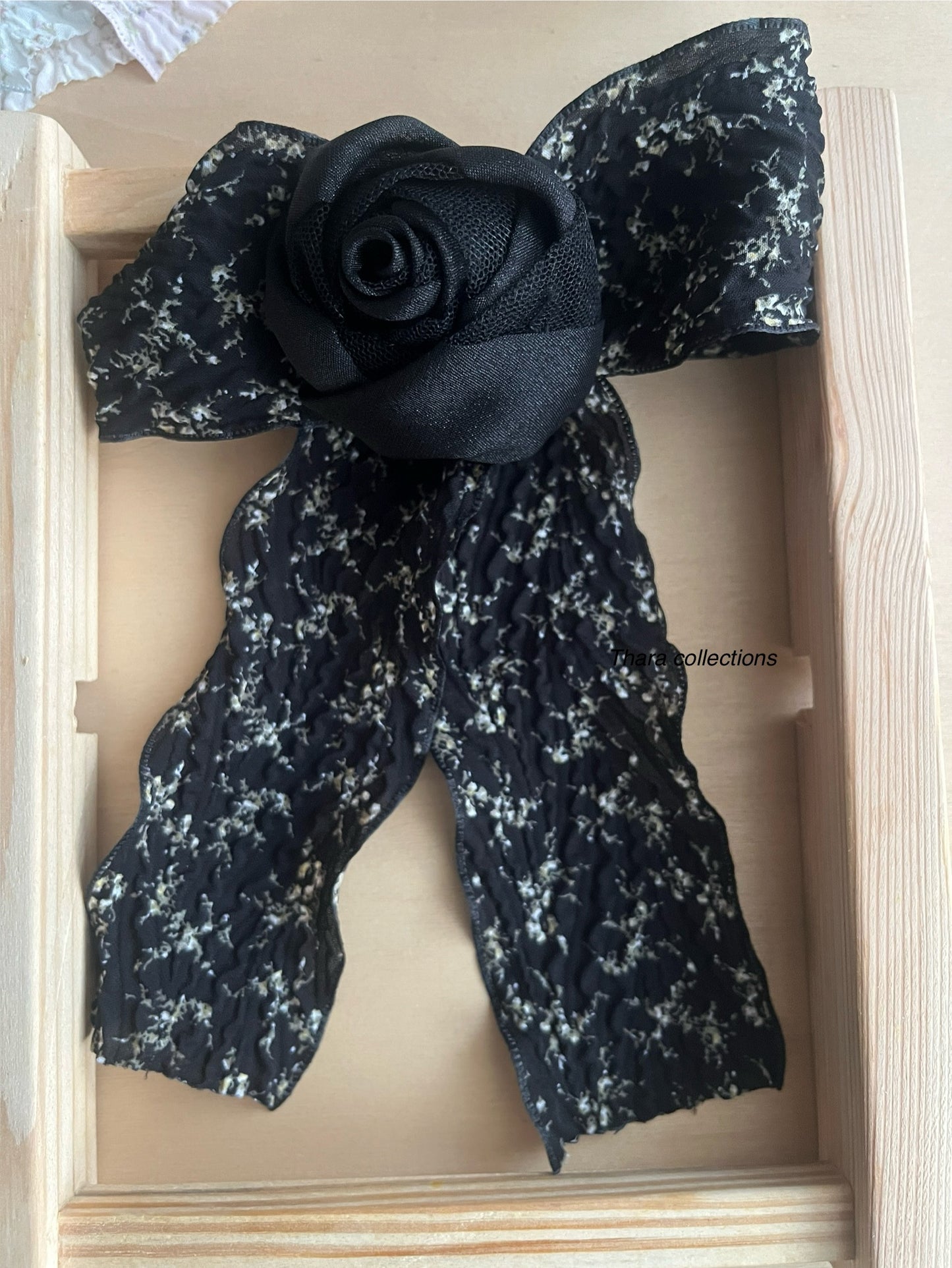 Vintage Rose Garden Bow Clip