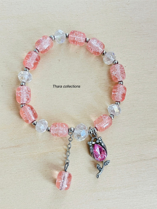Elegant Crackle Bead Charm Bracelet – Peach