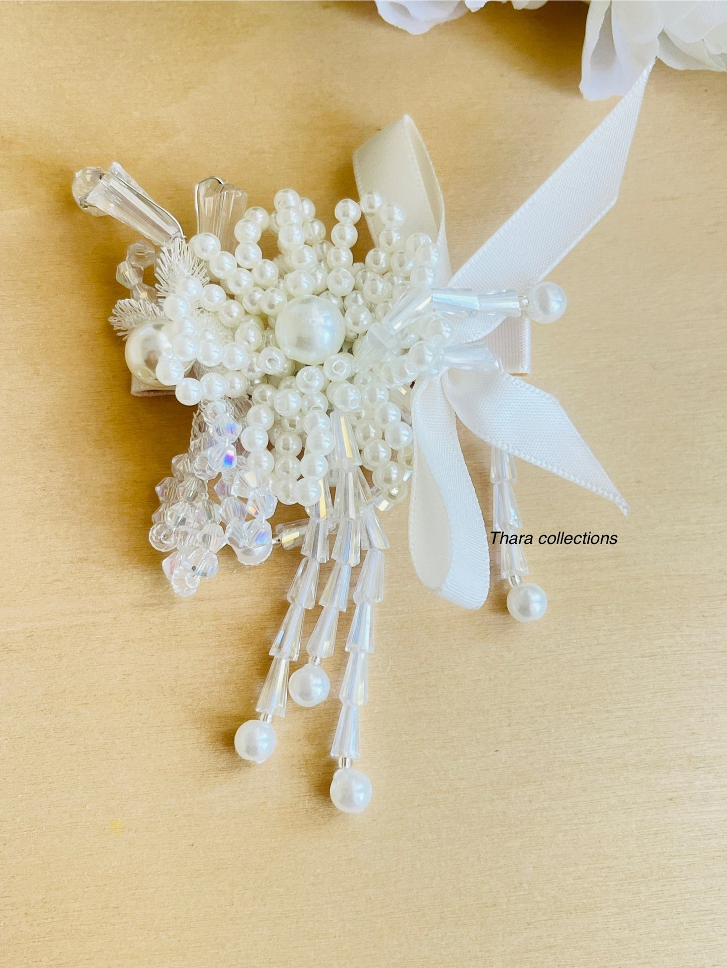 Pearl Blossom Alligator Hair Pin
