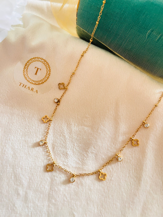 Antitarnish Clover Charms Neckpiece