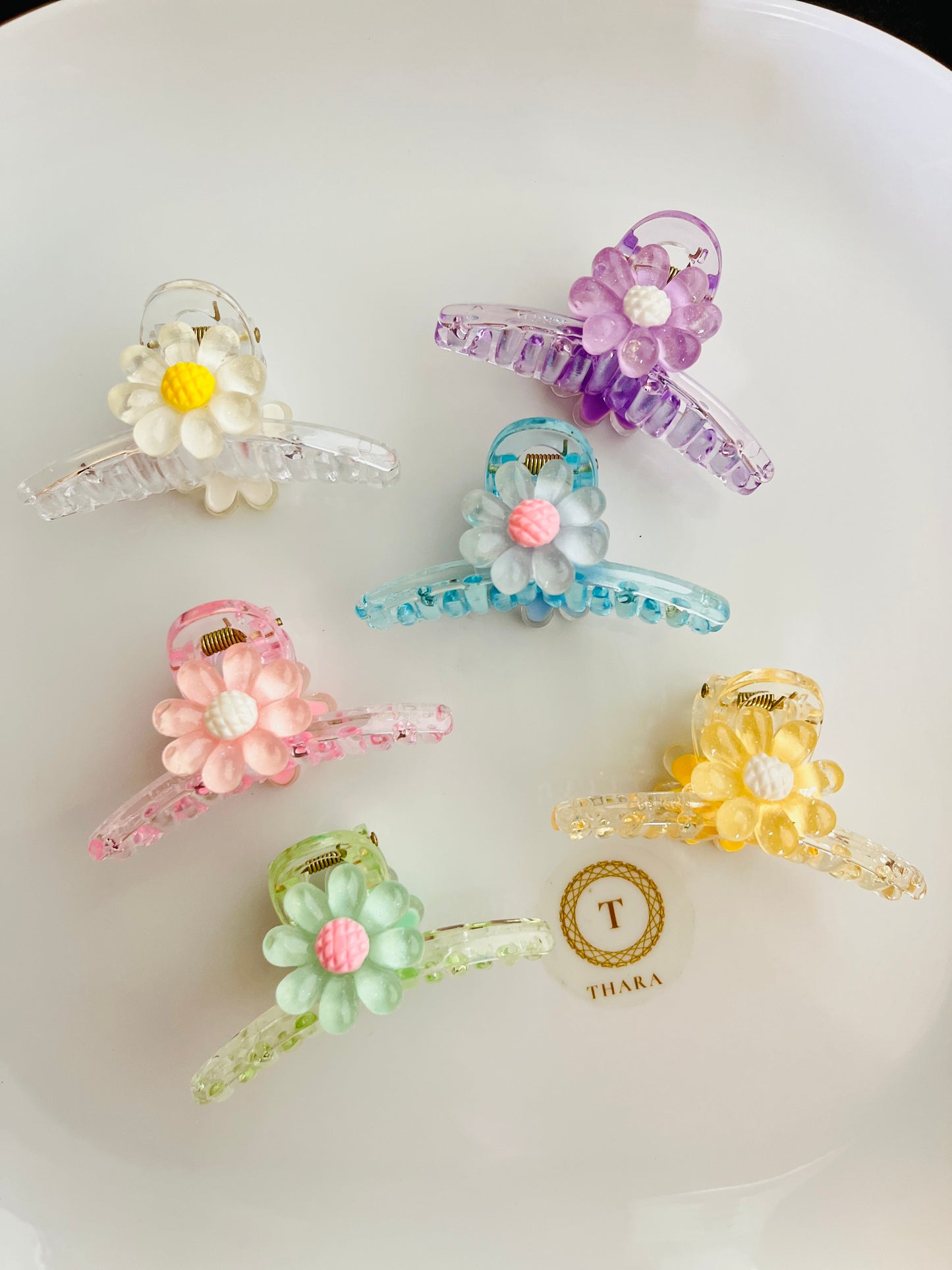 Pastel Daisy Flower Hair Claw Clip – Medium Size