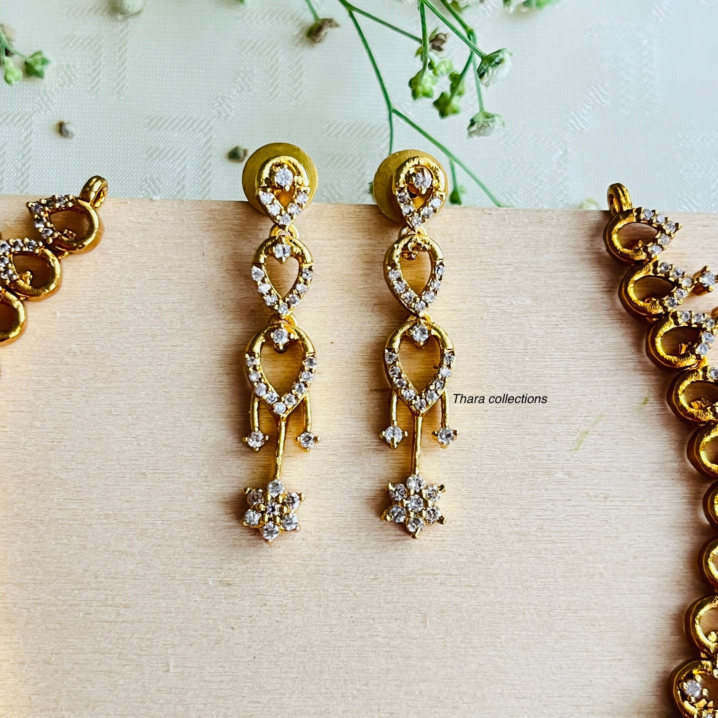 Gold-Toned Heart Motif Necklace Set with Floral Drops