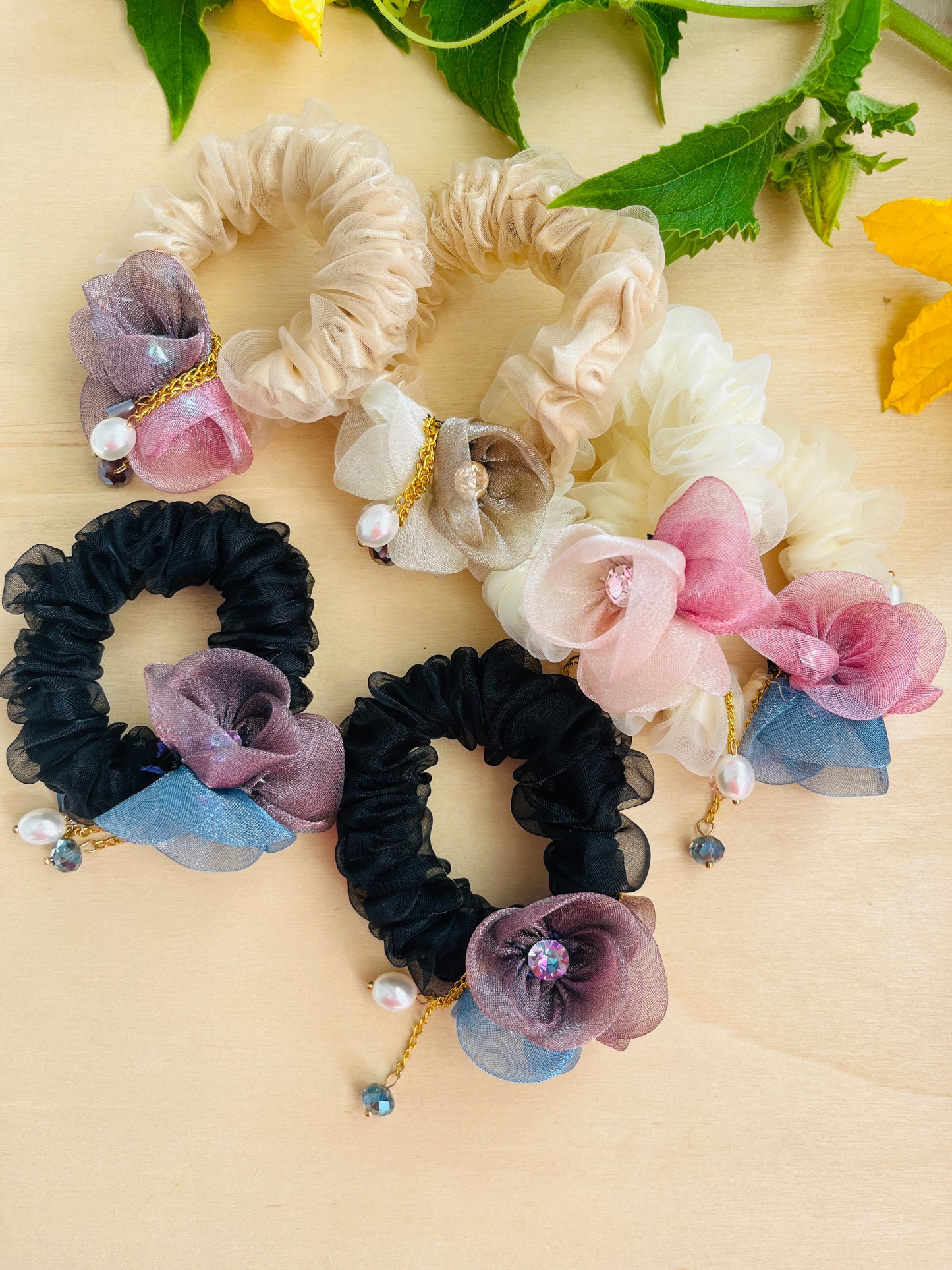 Pearl hanging triple floral scrunchies