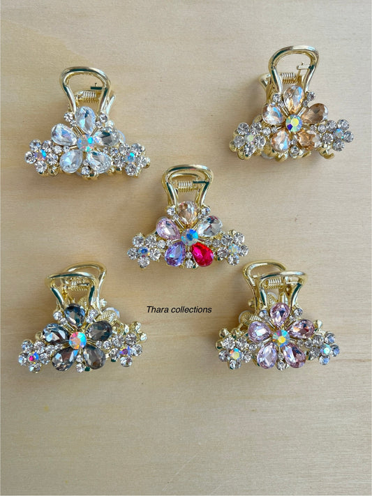 ✨ Floral Elegance Hair Claw – Sparkling Beauty