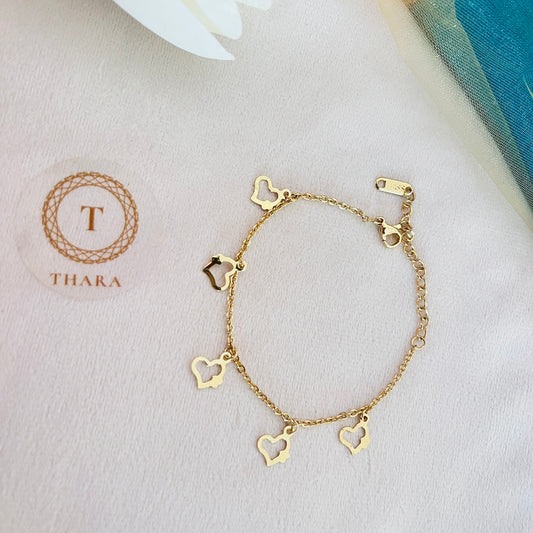 Elegant Heart Charm Chain Bracelet