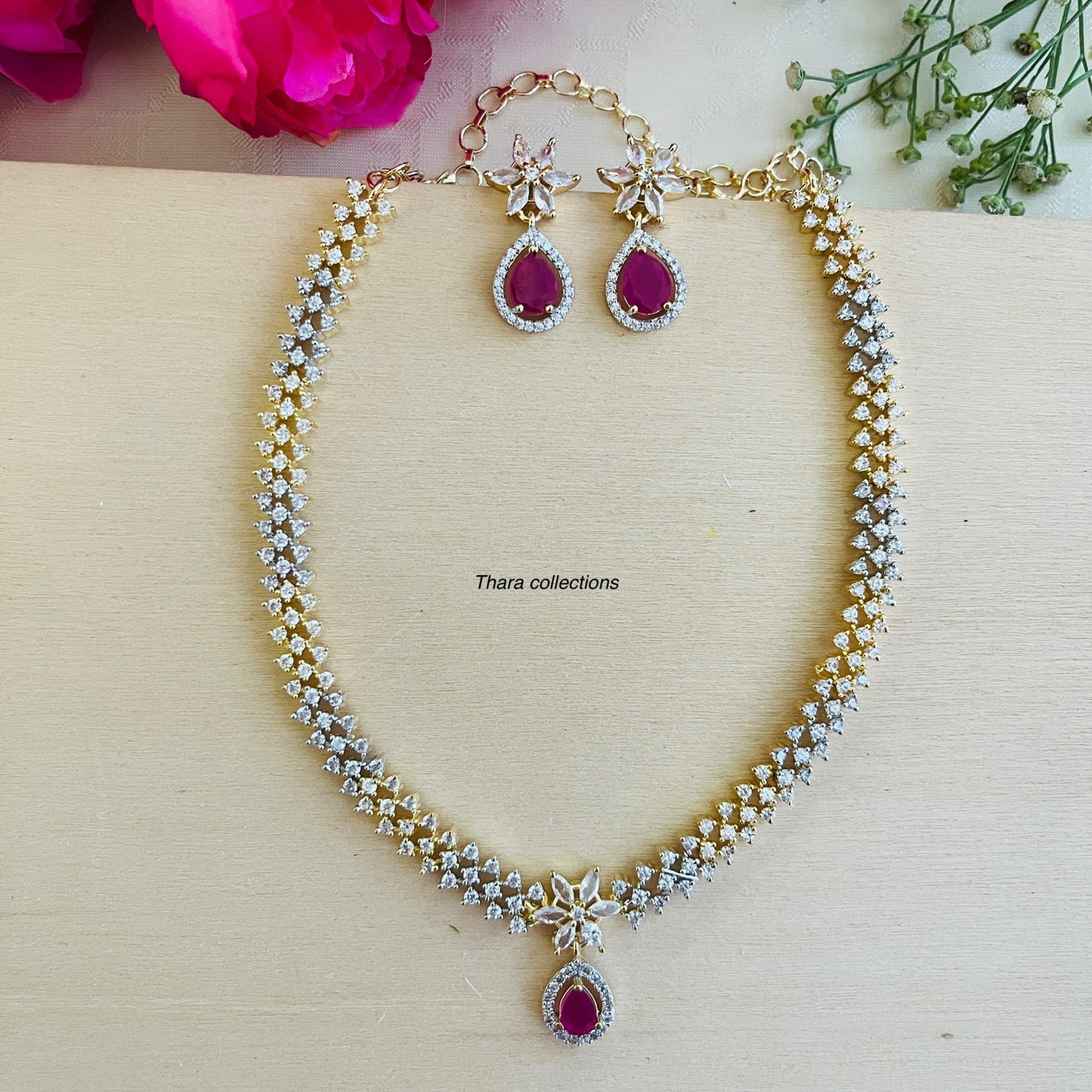 Regal Radiance Necklace Set