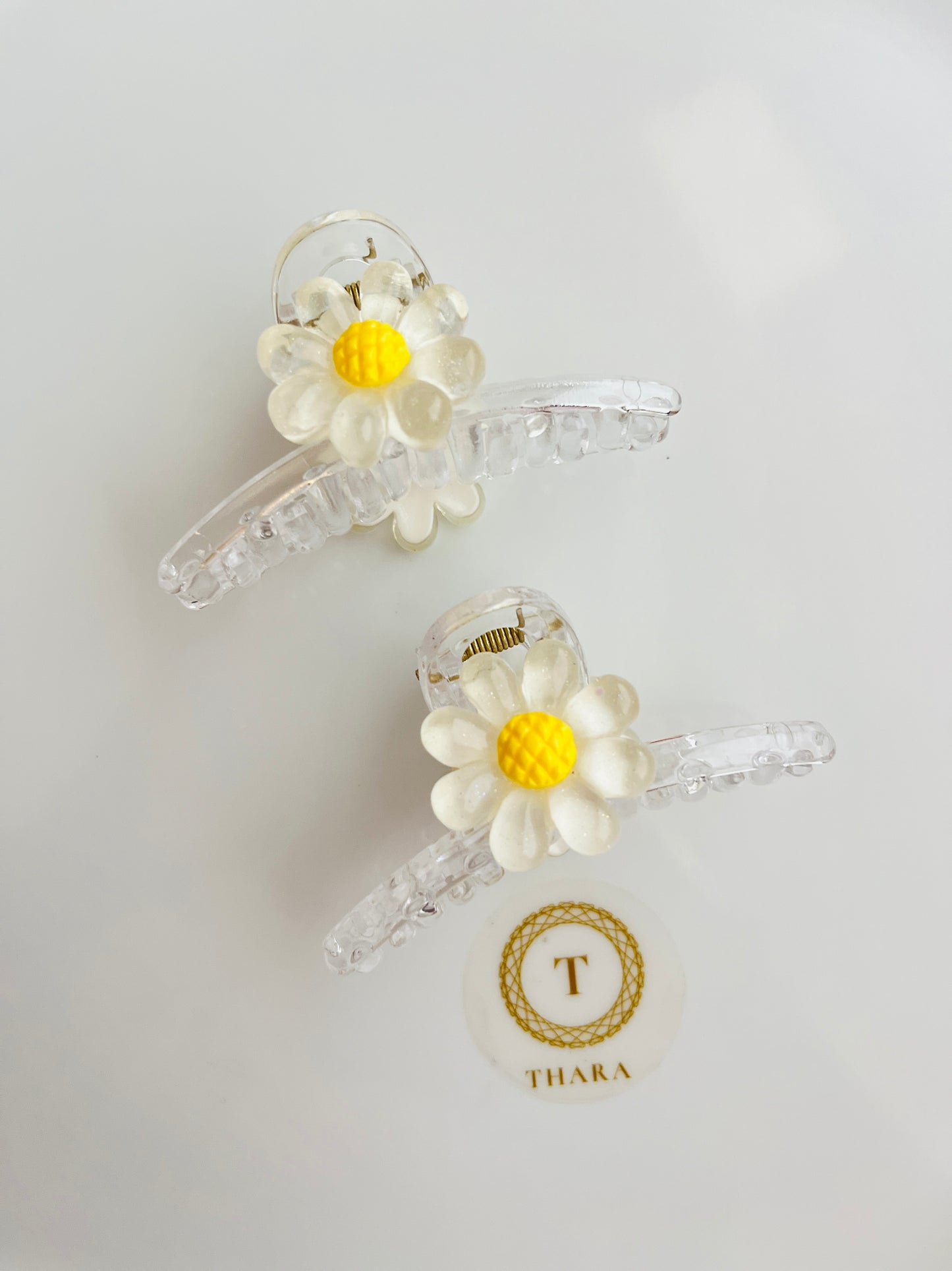 Pastel Daisy Flower Hair Claw Clip – Medium Size