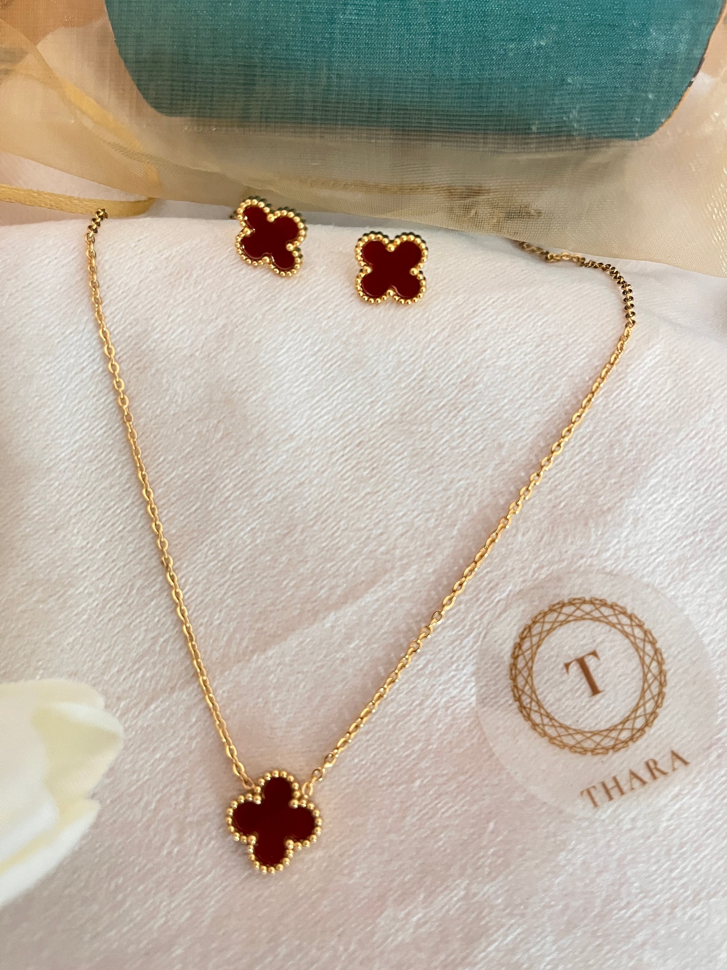 Ruby Red Clover Pendant Chain with Earrings
