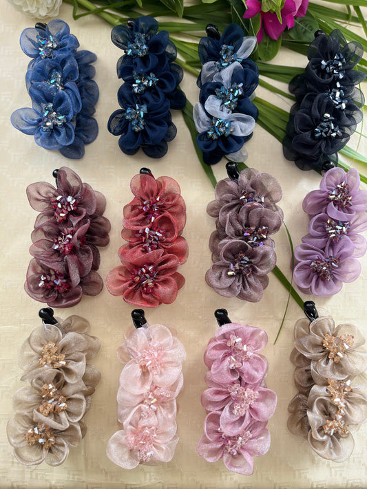 Bloombliss Multi-bead Banana Clip