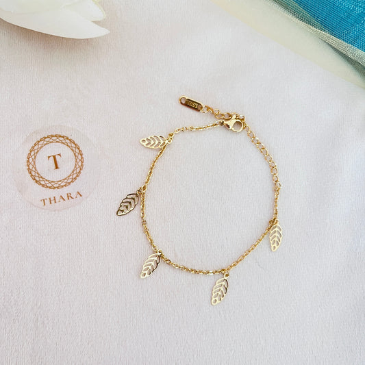 Elegant Leaf Charm Chain Bracelet