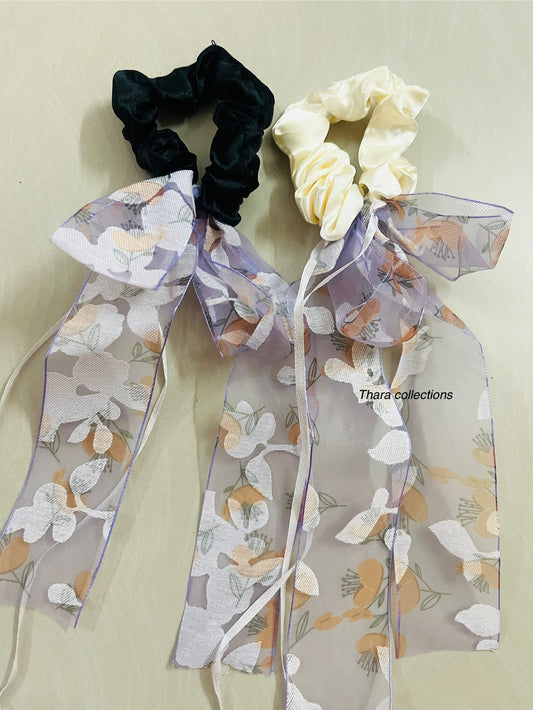 Multicolor hanging Scrunchies