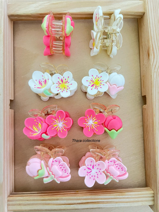 Mini Tulip Claw Clips – Delicate Floral Charm for Your Hair
