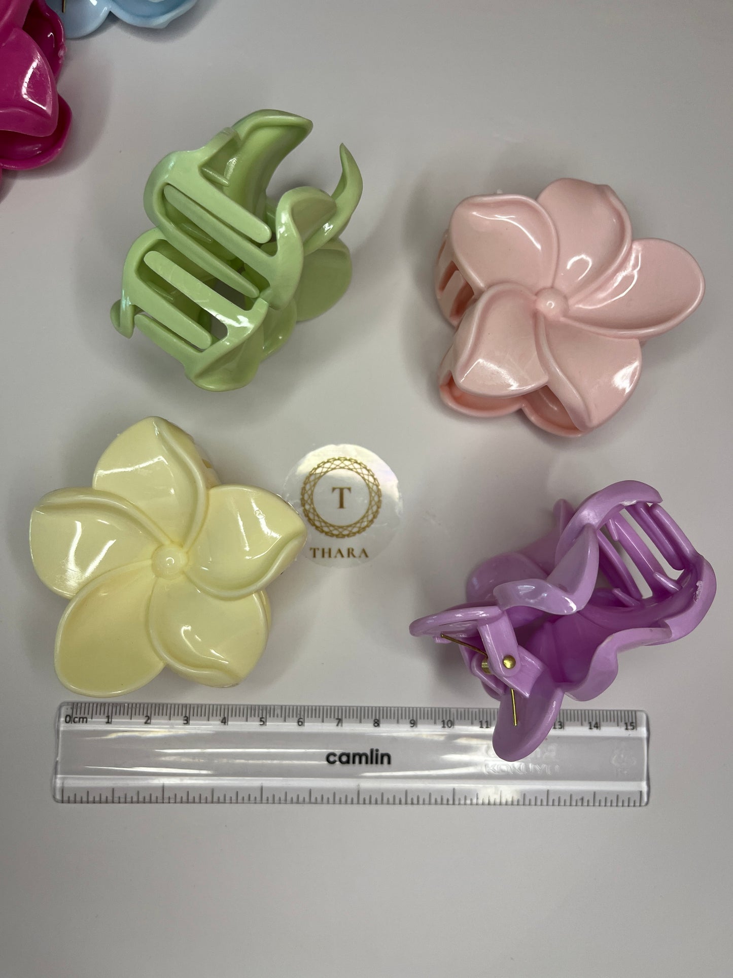 Pastel Haiwain Floral Hair clip