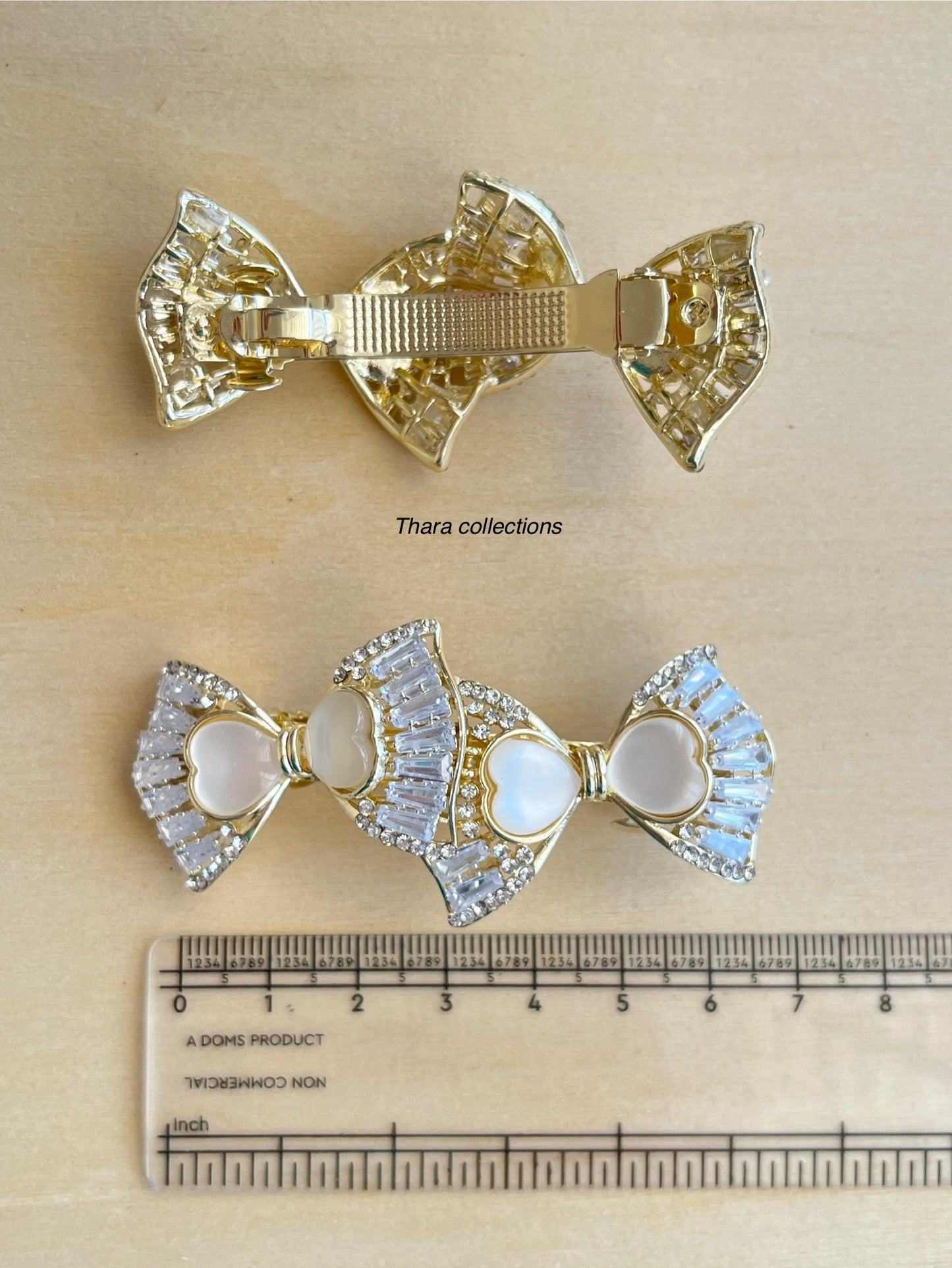 Elegant Heart Bow Hair Clip – Crystal Embellished