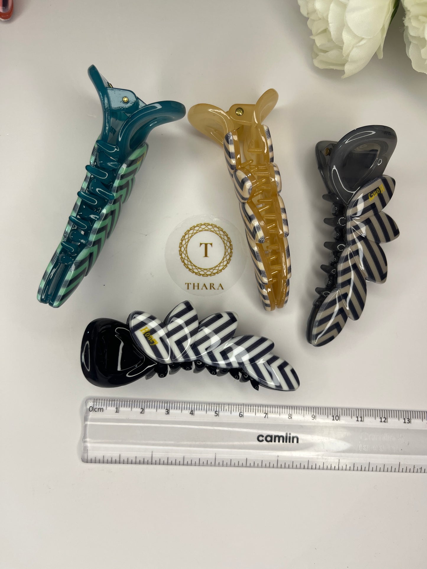 Printed Banana Clip - Brand Honey