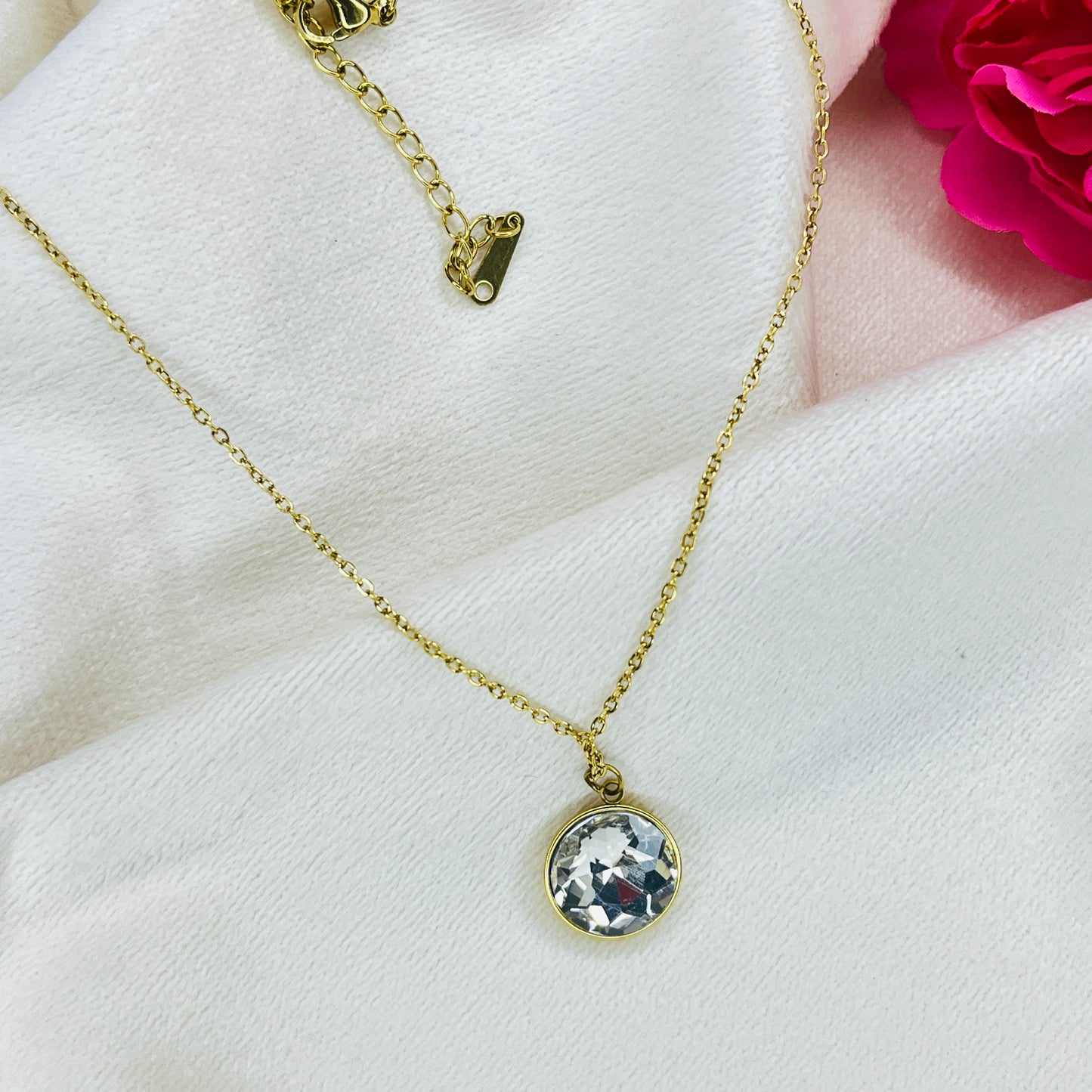 Antitarnish Round Stone Pendant Chain