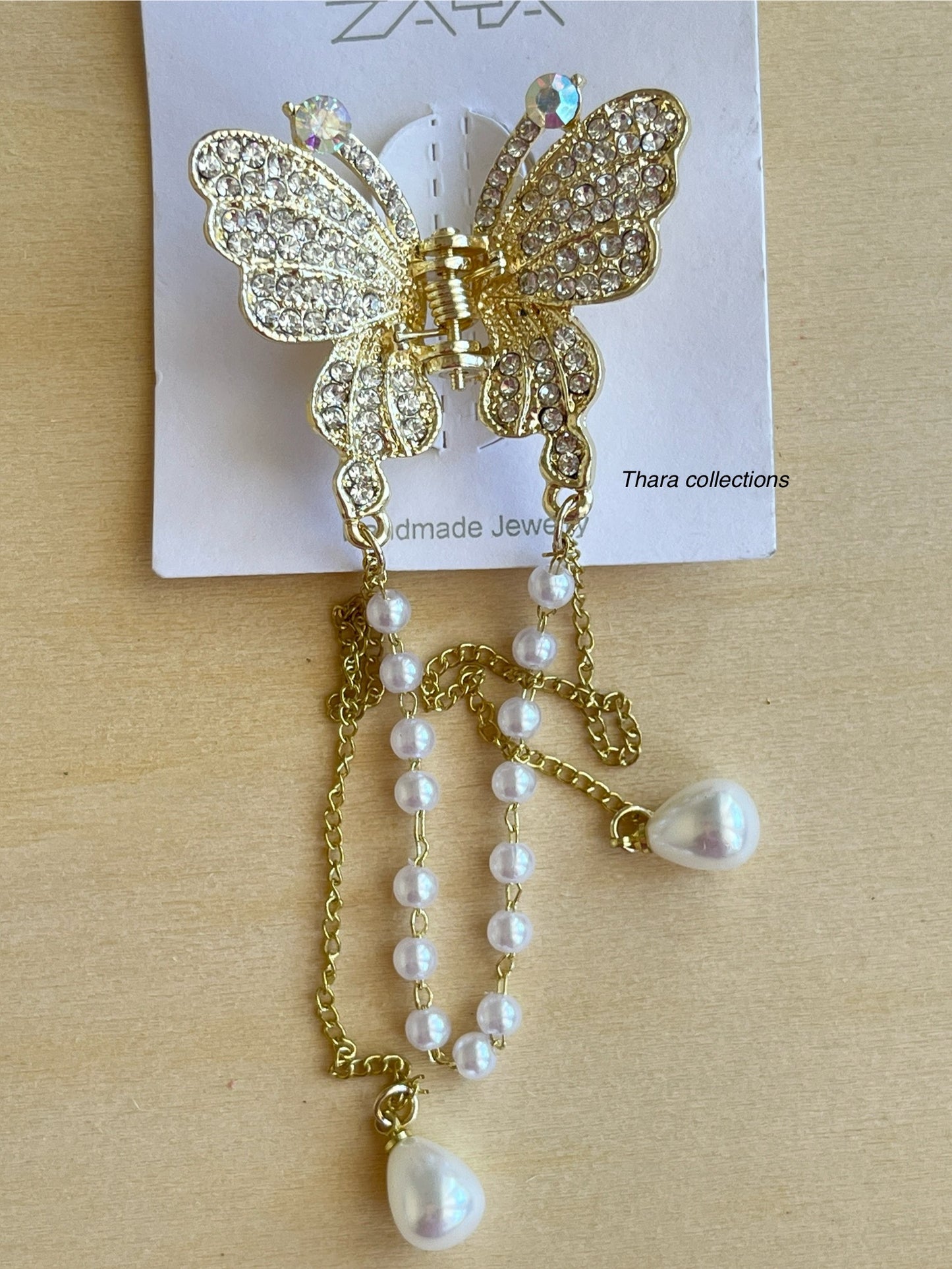Elegant Butterfly Pearl Hair Clips – Sparkling & Graceful