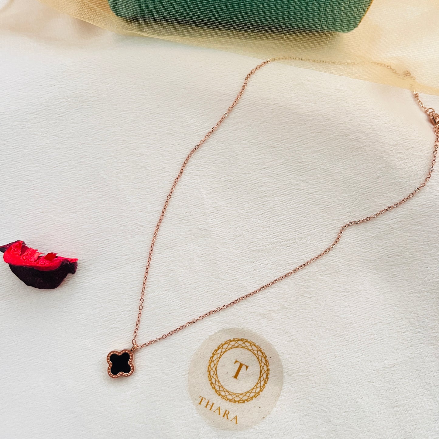 Dual side Pendant RoseGold Chain - Clover