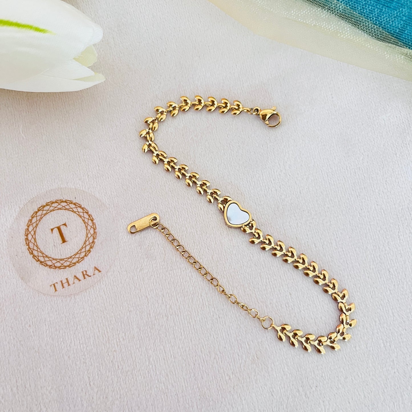 Elegant Heart Link Chain Bracelet